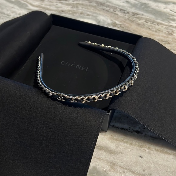 CHANEL Accessories - Chanel headband